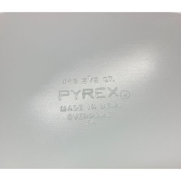 Vintage Pyrex 2 1/2 Quart Verde Dish #045, Mid-Century Modern (MCM) - Picture 3 of 12